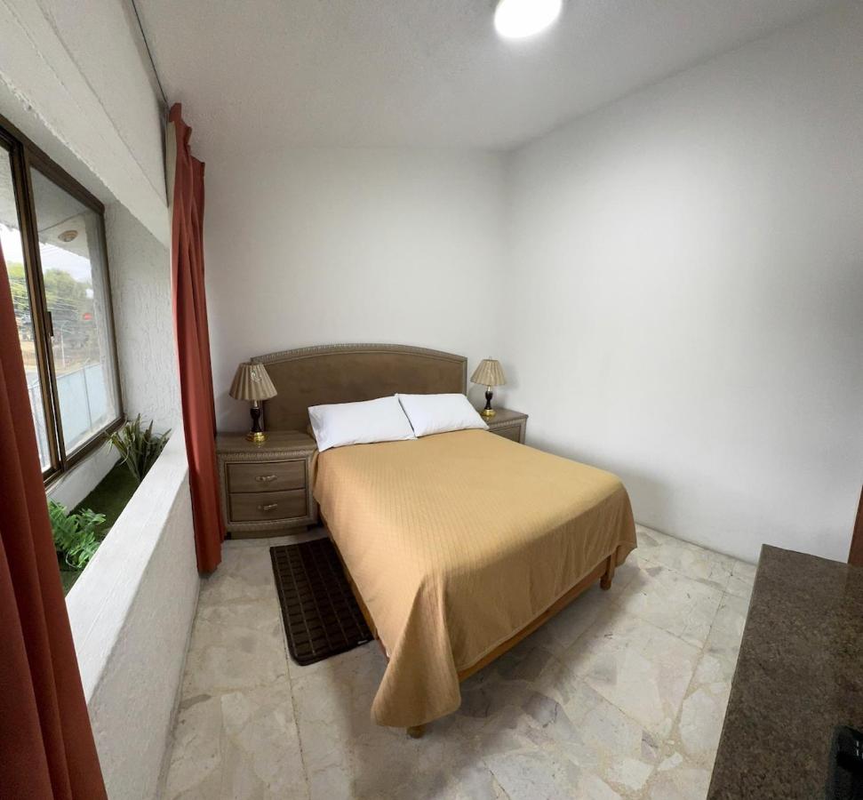 Departamento 2 recámaras entero, cálido, acogedor y luminoso - Chambres d’hôtes