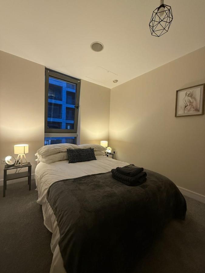 2 bedroom Titanic Apartment - Bed and Breakfast