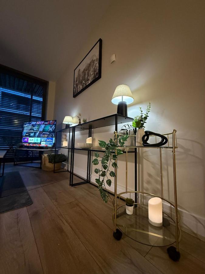 2 bedroom Titanic Apartment - 1 night stays! - B&B Belfast