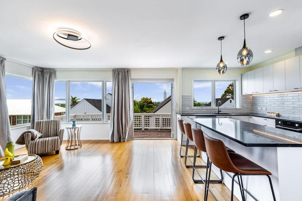 Serene 2BR Home in Meadowbank by Zodiak Stays - B&B Auckland