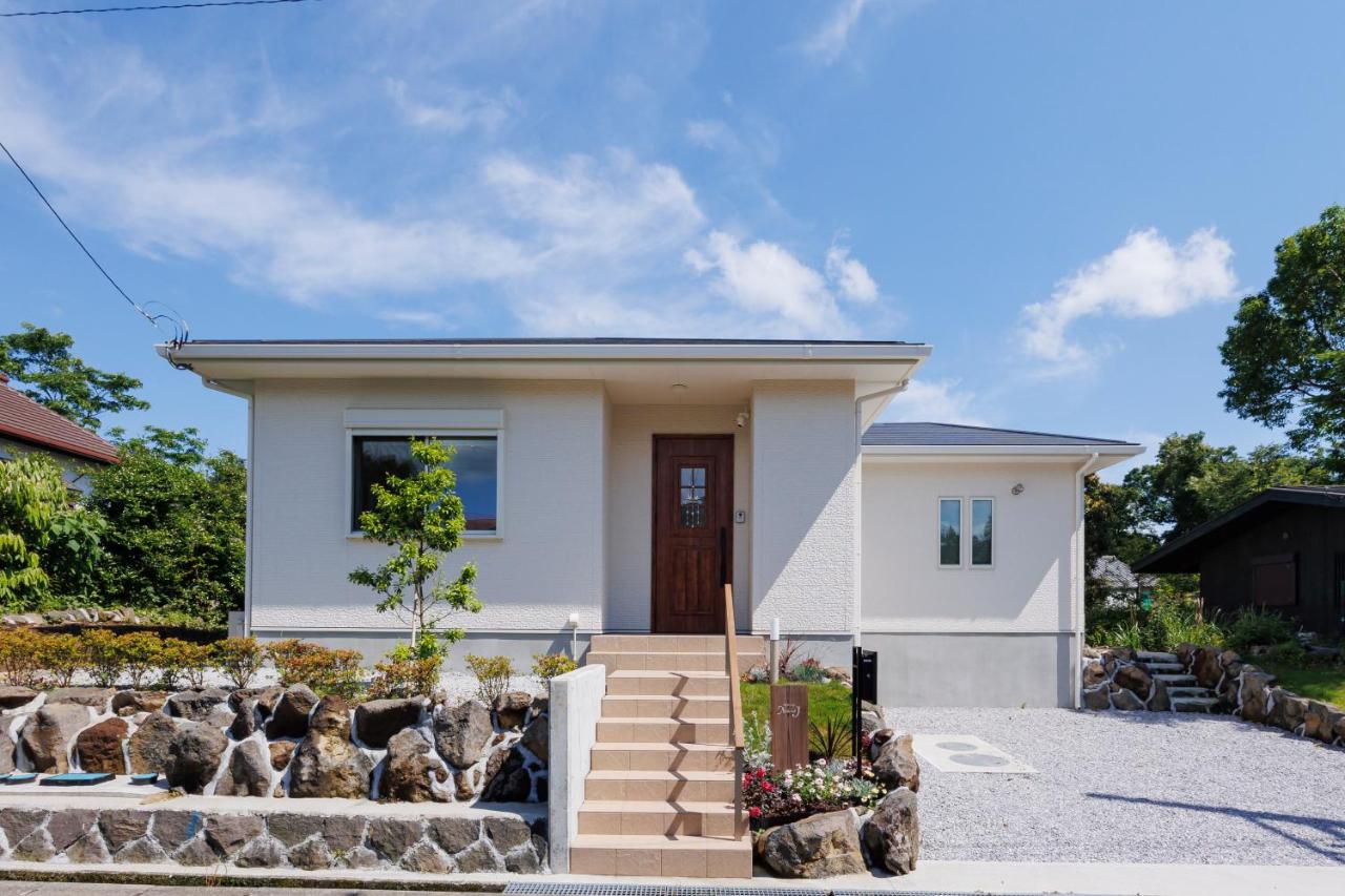 新築絶好ロケーション城ケ崎海岸と伊豆高原の間デザインナーズVilla Natural J - B&B