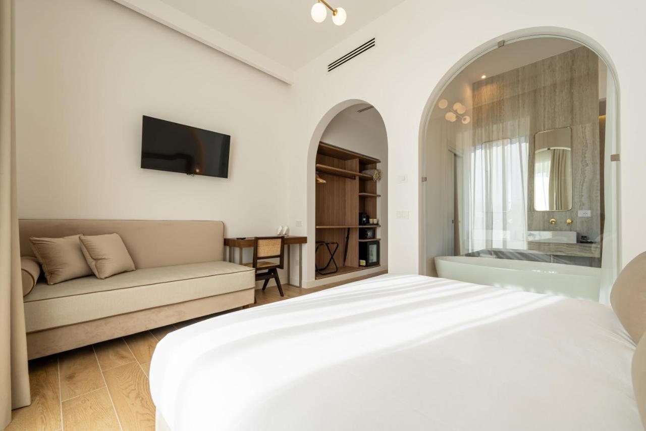 Junior Suite with Balcony