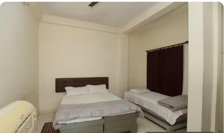 Basic Triple Room