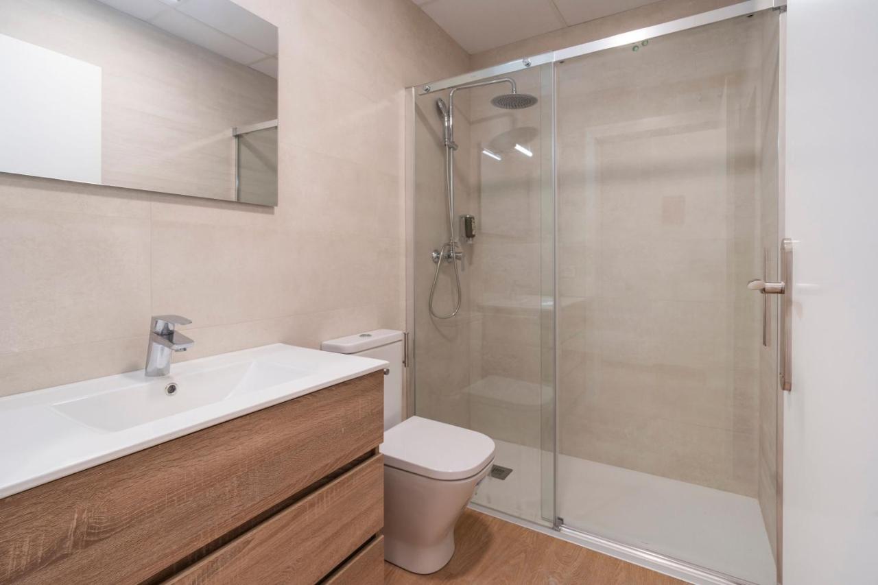 Studio Triple Standard