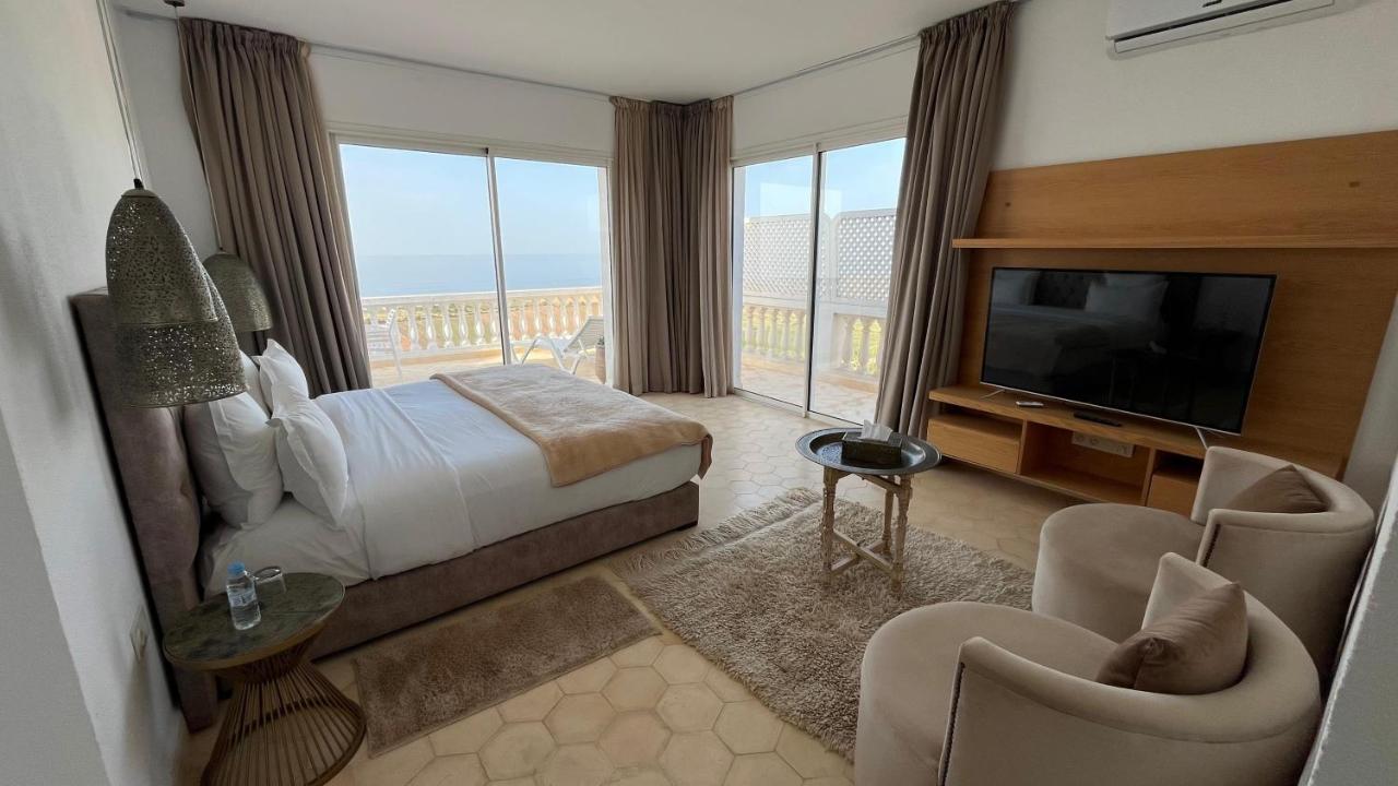 Family Room with Sea View
