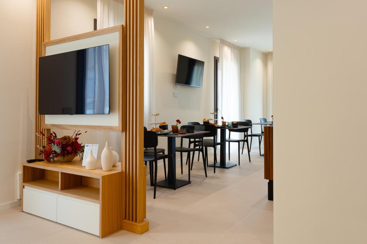Hera Rooms and Suites - B&B