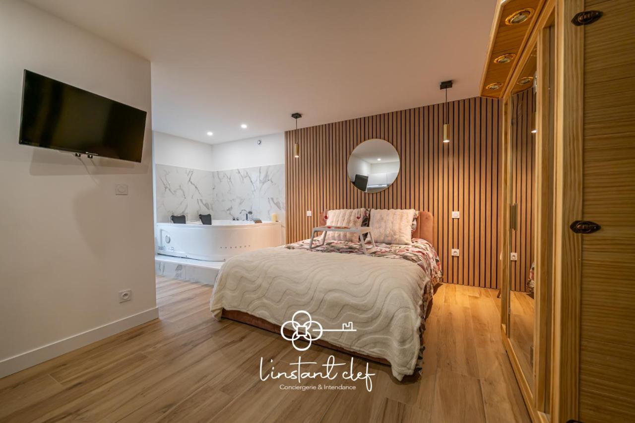 Deluxe Studio met Queensize Bed