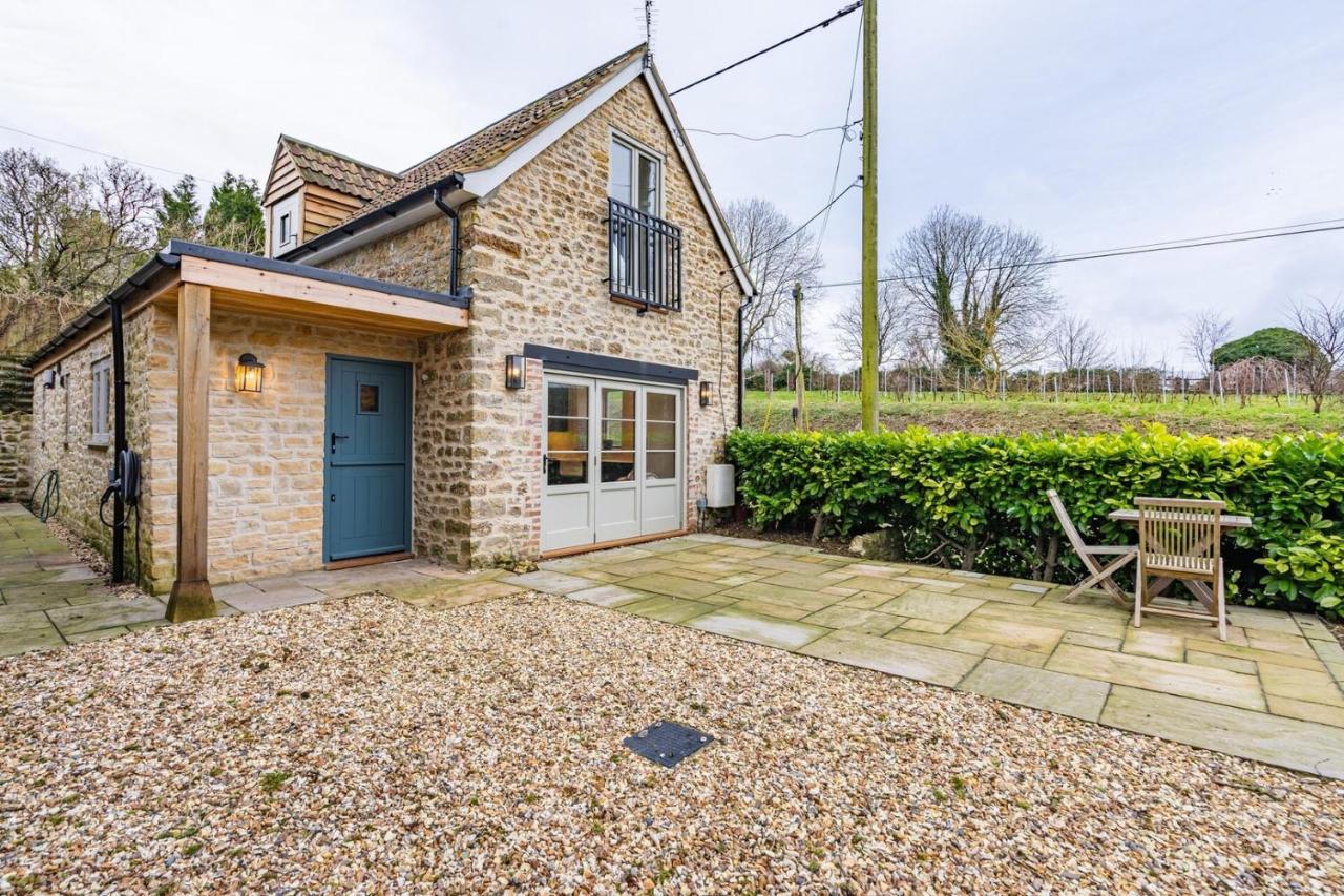 Charming Coach House Retreat Near Sherborne Abbey - Chambres d’hôtes