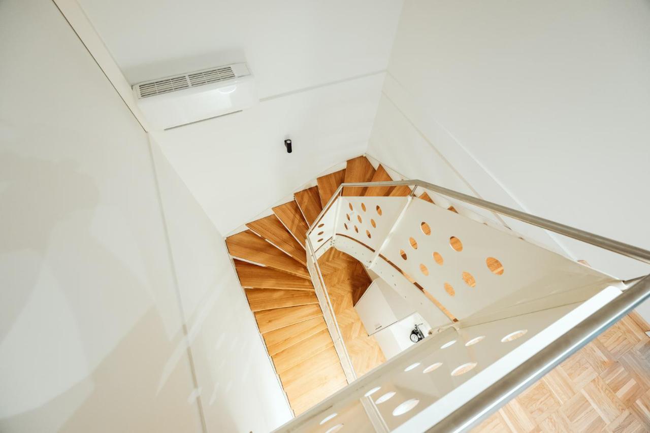Appartamento con 2 Camere da Letto