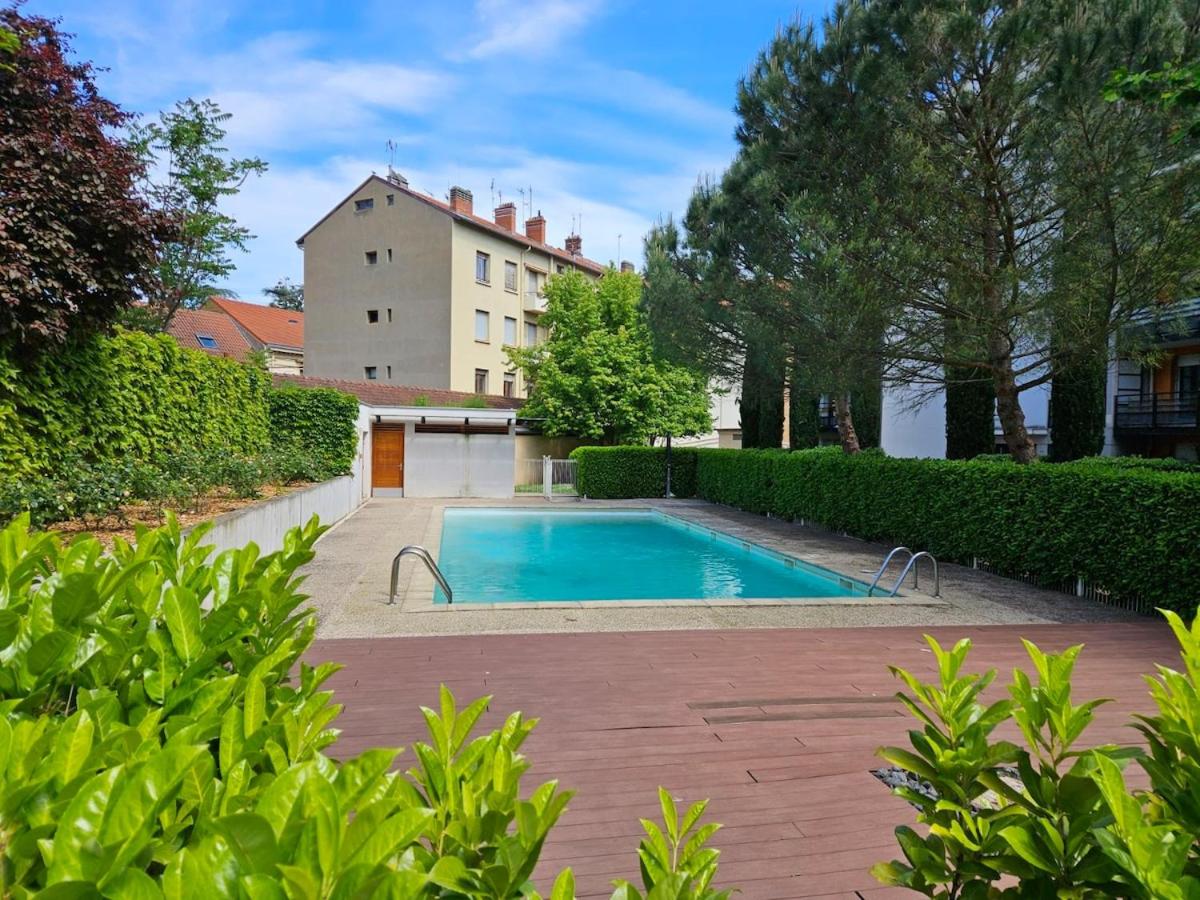 Le Montesquieu, Appartement 2 à 4 personnes, Garage Privé - Ferienwohnung Villefranche-sur-Saône