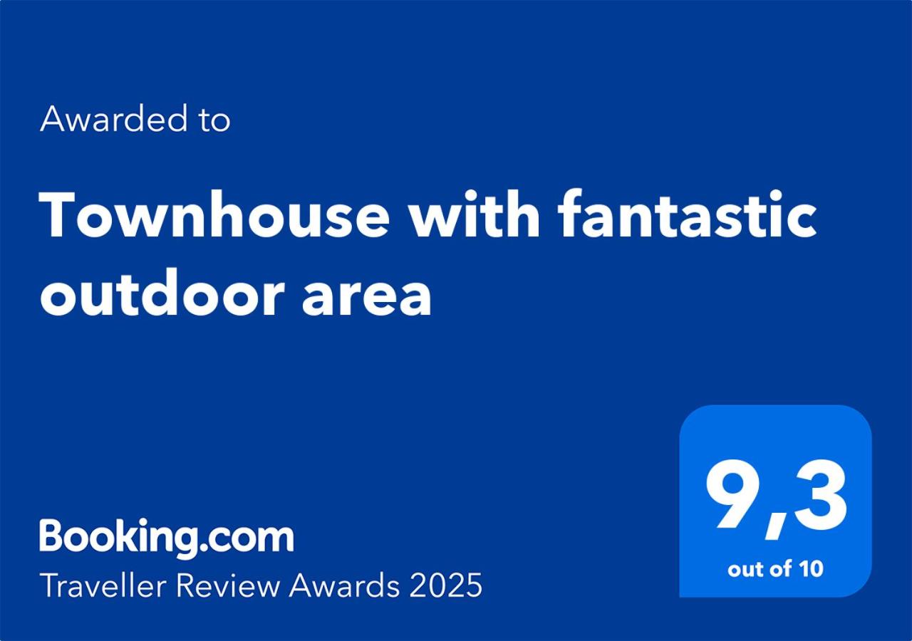 Townhouse with fantastic outdoor area - Chambres d’hôtes Trondheim
