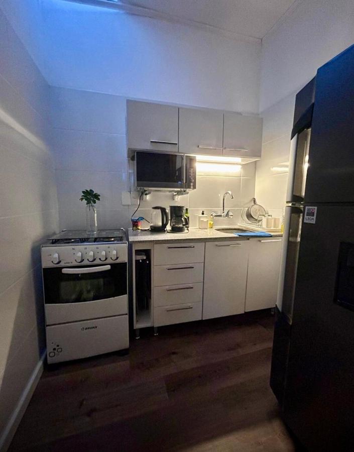 Apto a una cuadra de la playa Pocitos - Ferienwohnung Montevideo