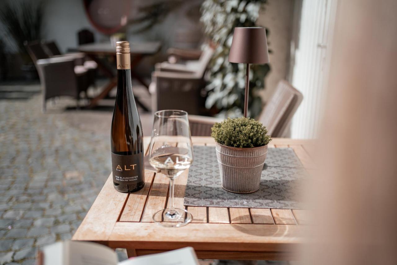 Weingut und Gästehaus Holger Alt - Bed and Breakfast Monzingen