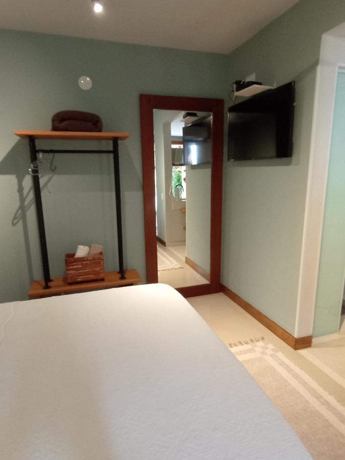 Casa da Lu Itacoatiara -Suite Alto Mourão - B&B Niterói