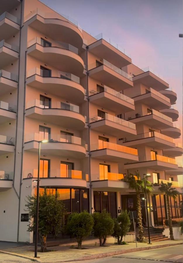 Twin Luxury Penthouses - B&B