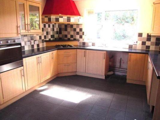 Entire 3 Bedroom Furnished Home - Bed and Breakfast