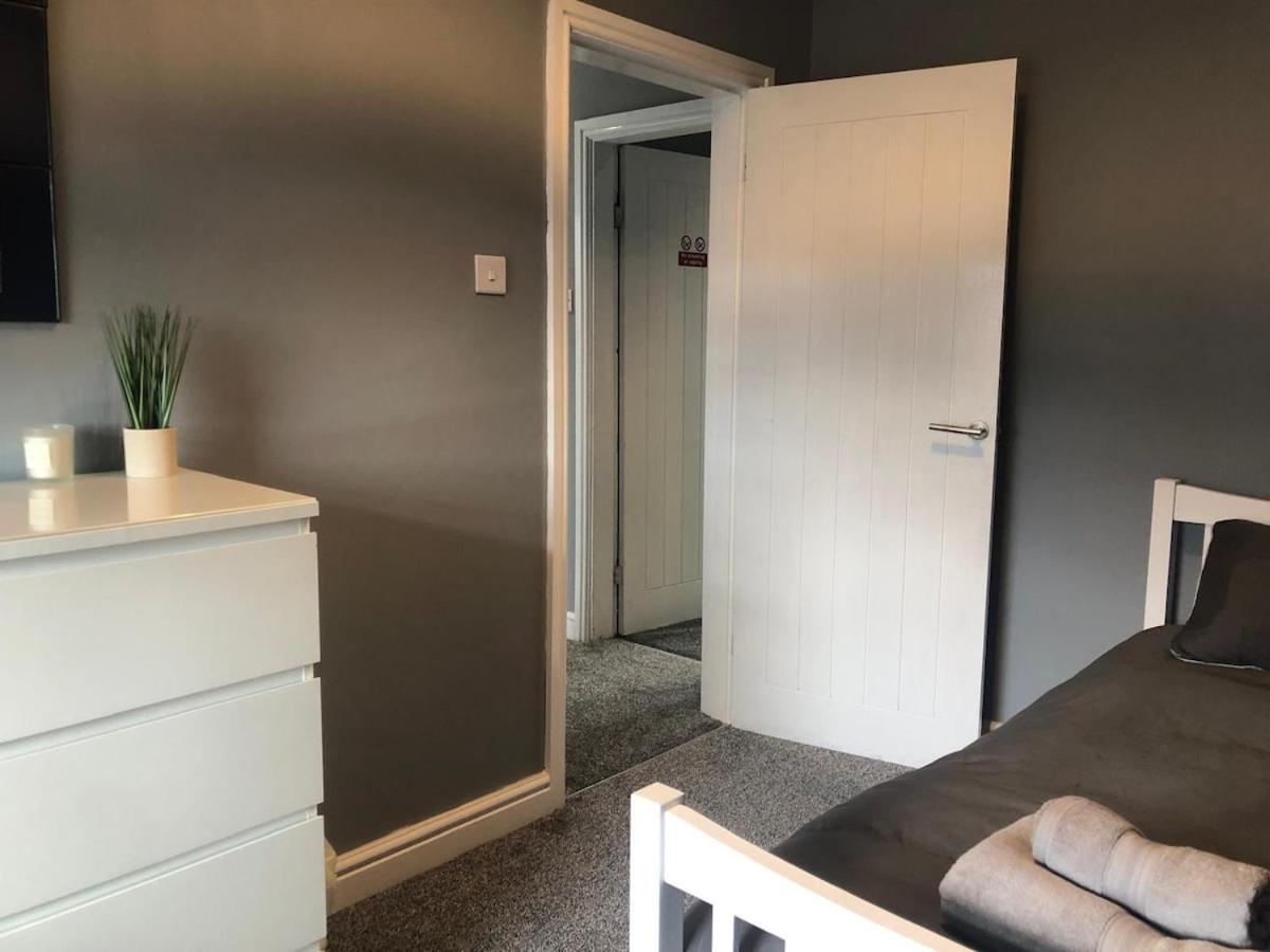 Affordable Luxury 1 Modern apartment in Sunderland - Bed and Breakfast Sunderland