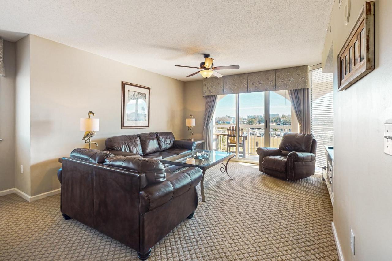 North Tower 301 - B&B