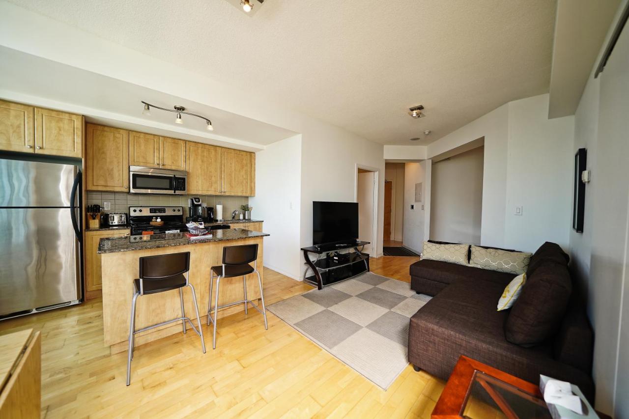 RivetStays - The Bremner I - Ferienwohnung Toronto
