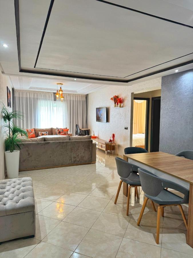 Appartement haut de gamme centre ville Iptv Netflix & Parking - Chambres d’hôtes