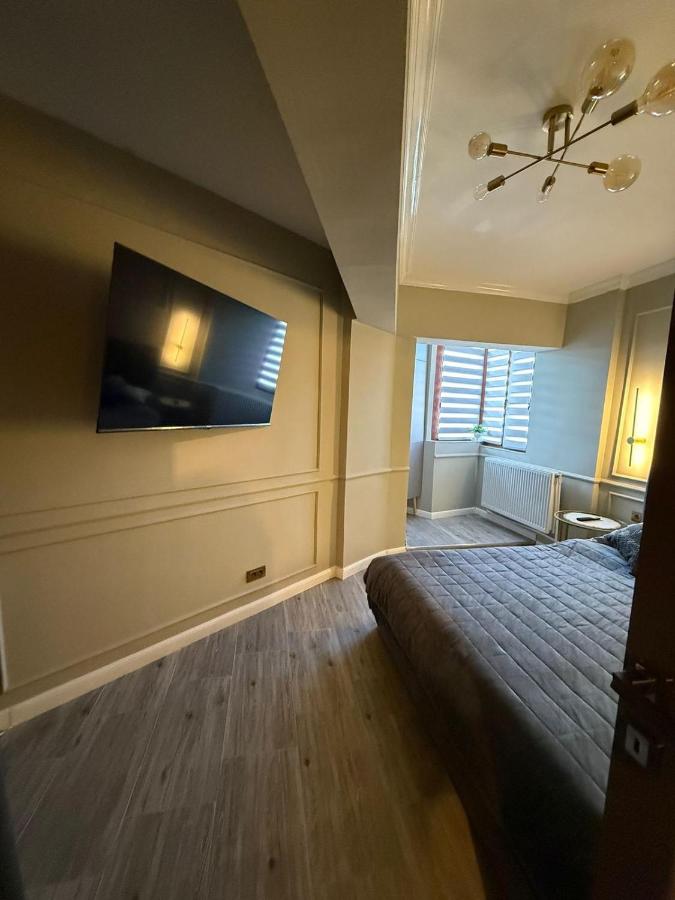 Central Hub - B&B