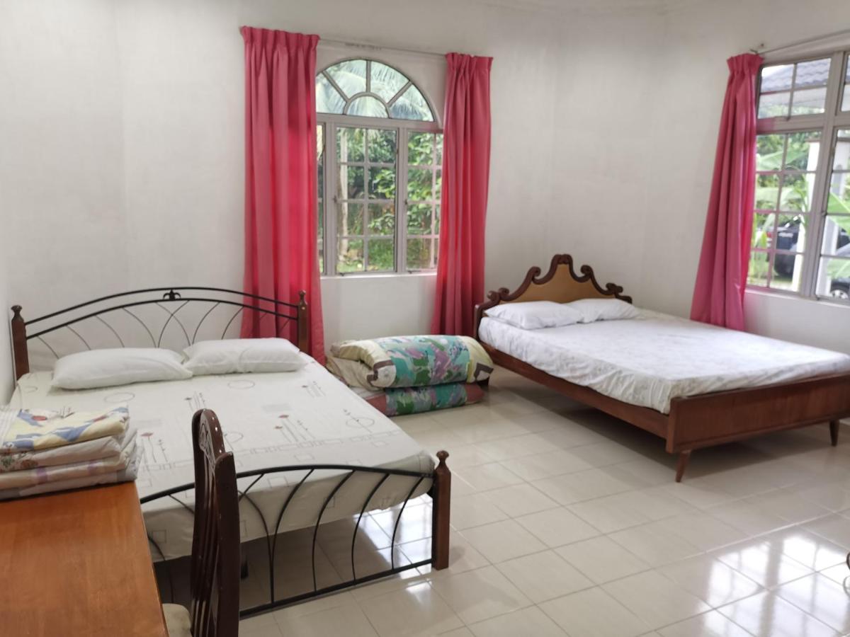 Homestay Rumah Rehat Seri Anggerik - B&B Kota Bharu