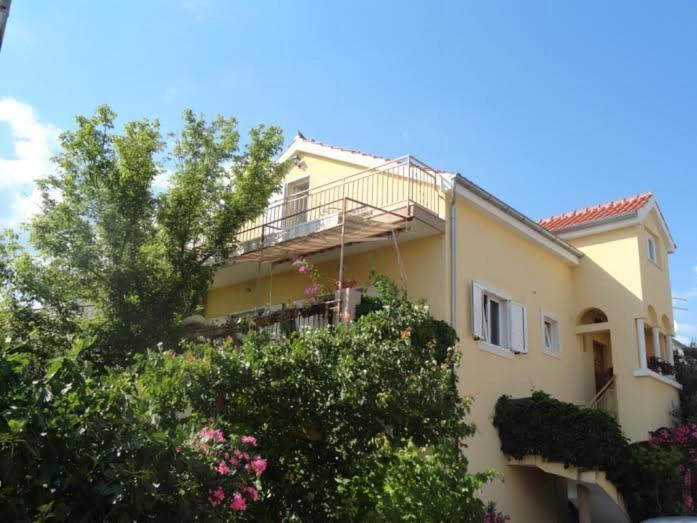 Apartment Branko - Chambres d’hôtes Vodice