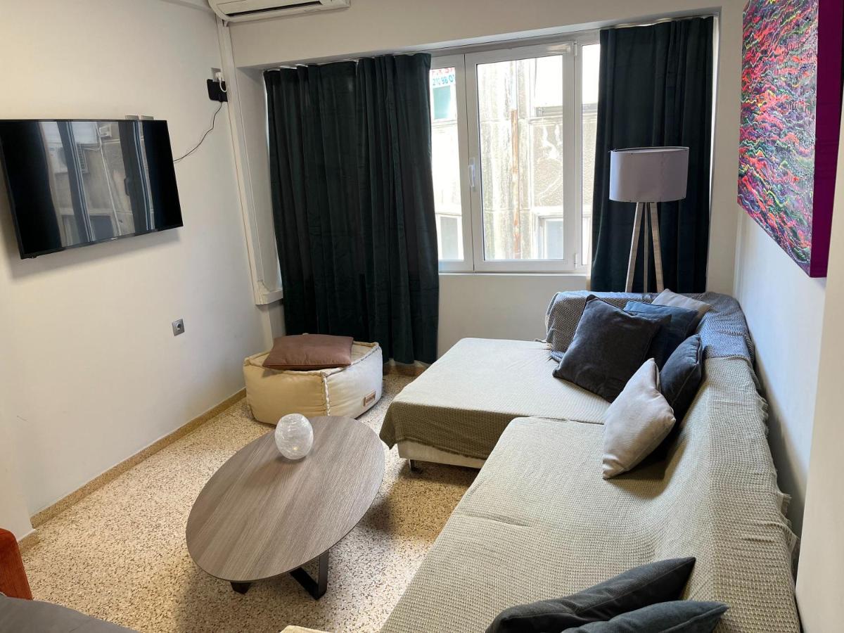 Praxitelous Apartments by Athens Urban Retreat - Chambres d'hôtes Athènes