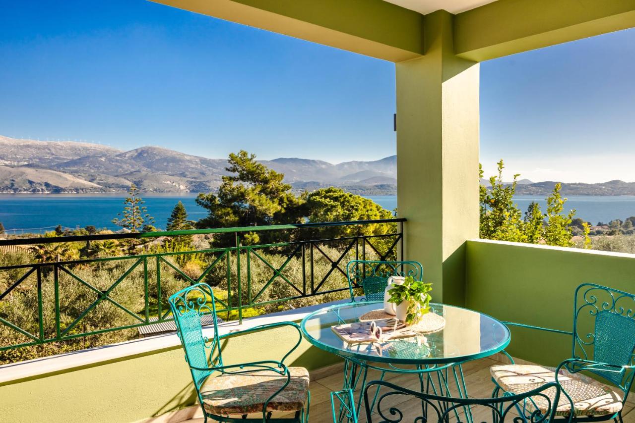 Casa Loggia - B&B Lixoúri
