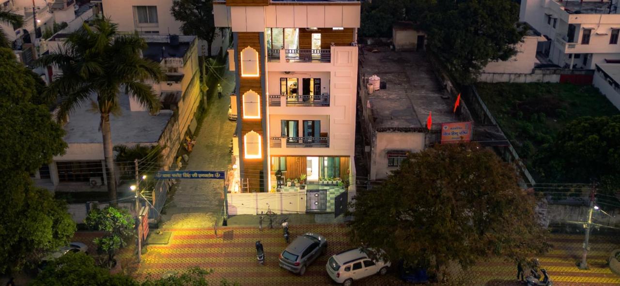 Kesar The Saffron Homestay - Bed and Breakfast Dehra Dūn