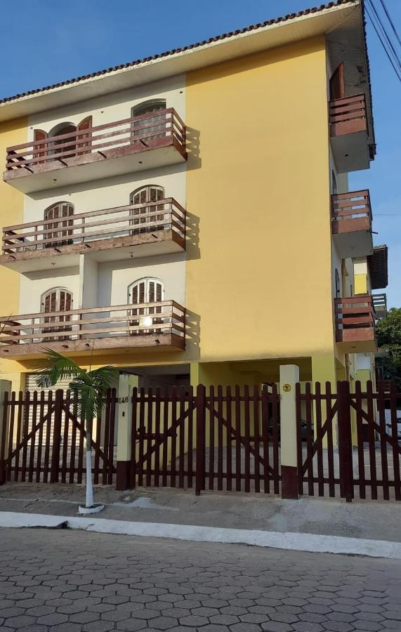 Apartamento 100 metros da praia Perequê-Açu Ubatuba Condomínio Ubamar - Bed and Breakfast Ubatuba