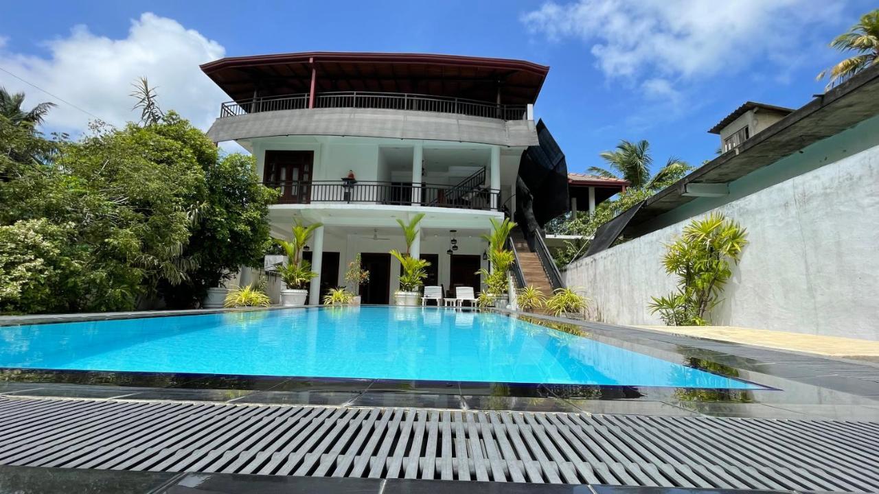 Lucky 's place unawatuna - Bed and Breakfast Unawatuna