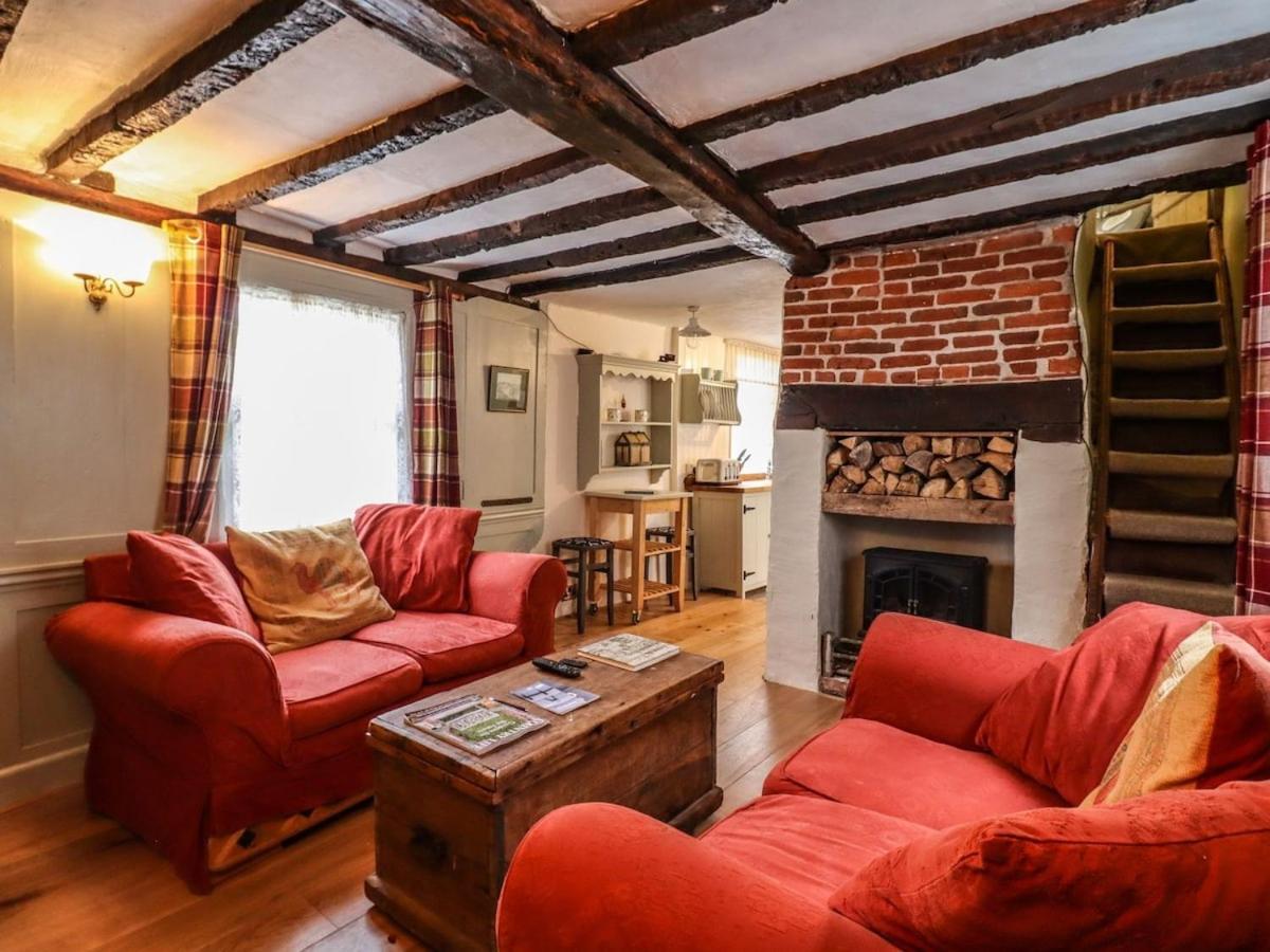 Driftwood Cottage - Bed and Breakfast