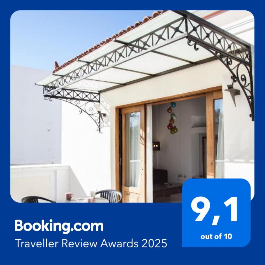 Aθens Dome - Apartments by Live&Travel - B&B Atene