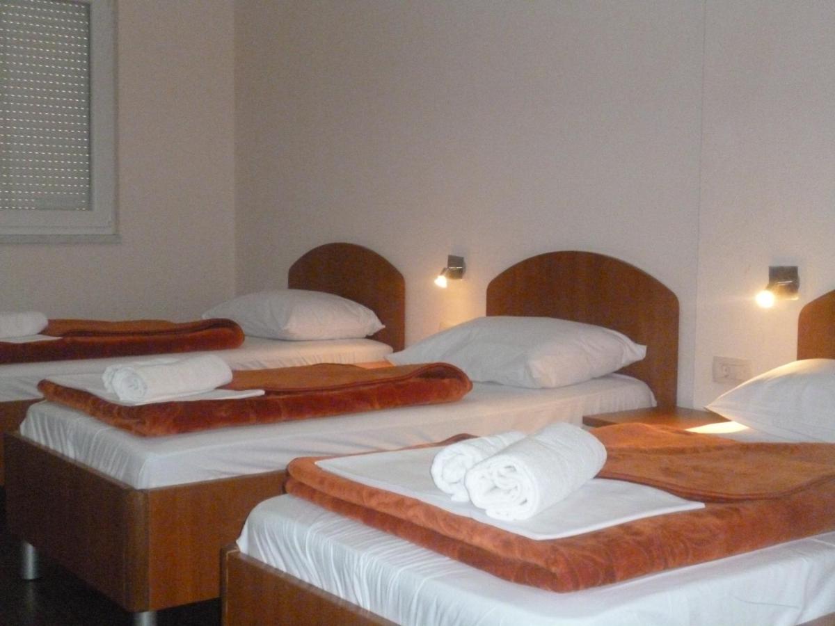 Apartments Dujmović - B&B