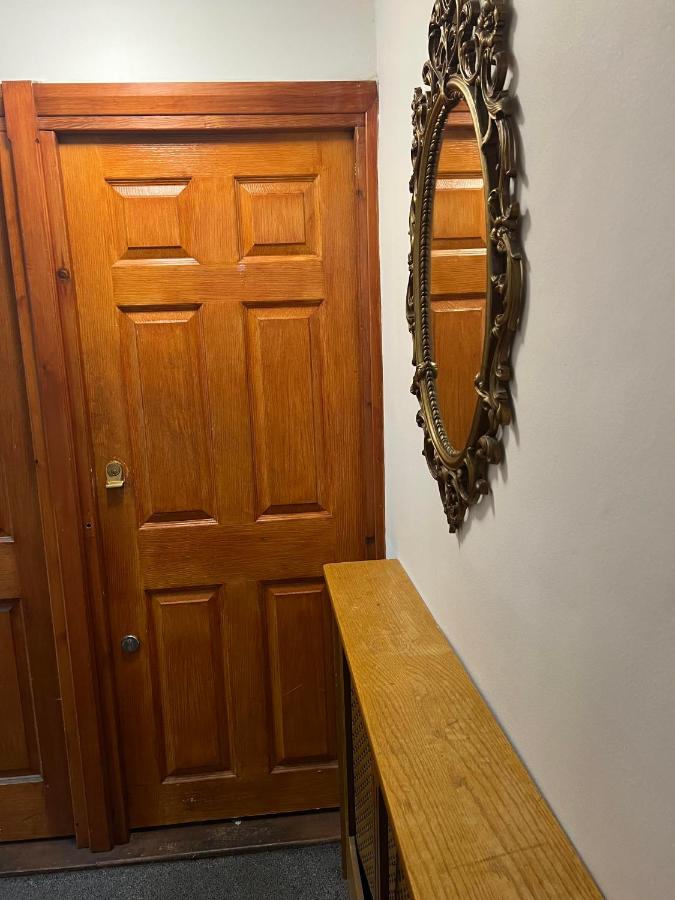 Frontline Accommodation - B&B
