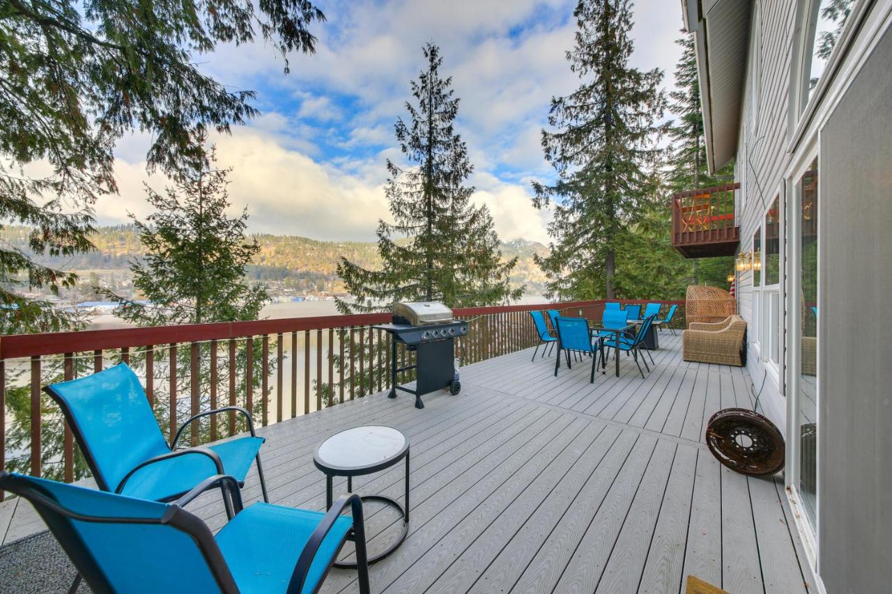 Fish and Swim Lake Pend Oreille Gem with Hot Tub! - Ferienwohnung Athol