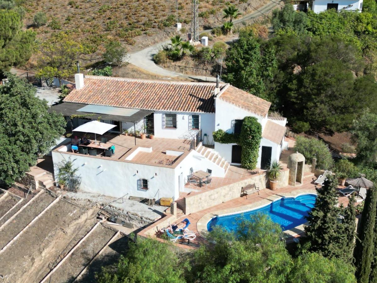 Finca La Estrella de Cómpeta - B&B