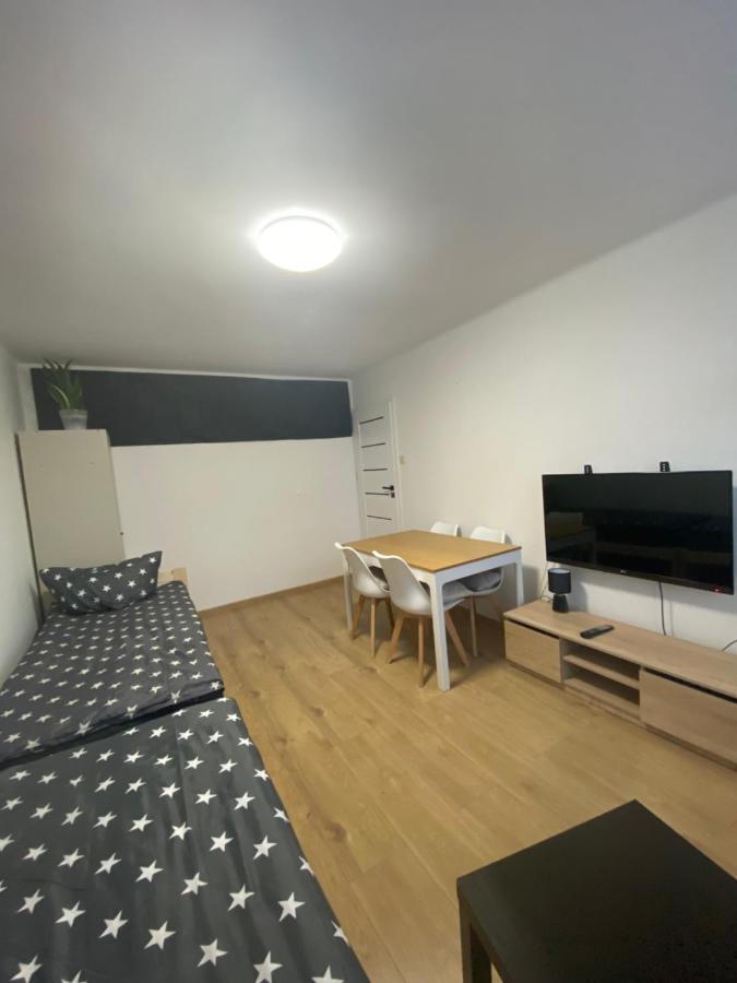 Twin Room with Shared Bathroom