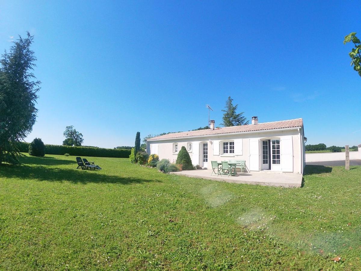 Maison avec grand jardin - B&B