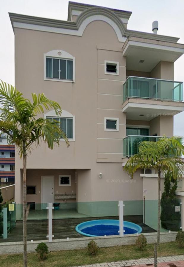 AP completo na Praia de Palmas, SC - B&B
