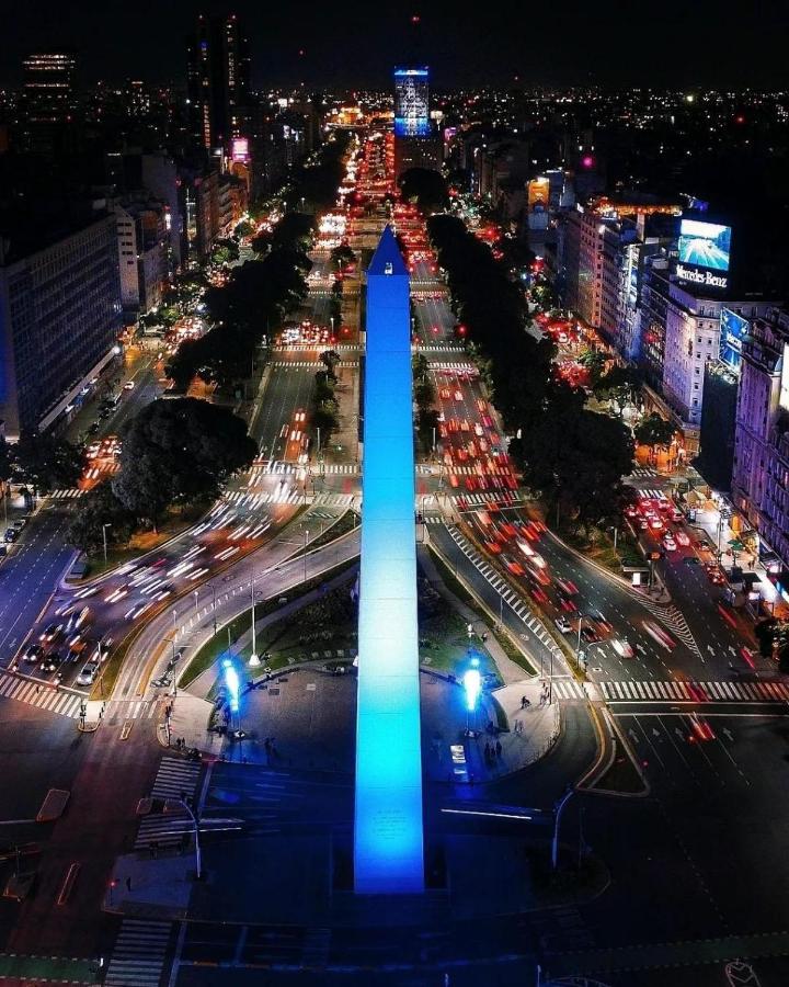 corrientes 820 obelisco - B&B Buenos Aires