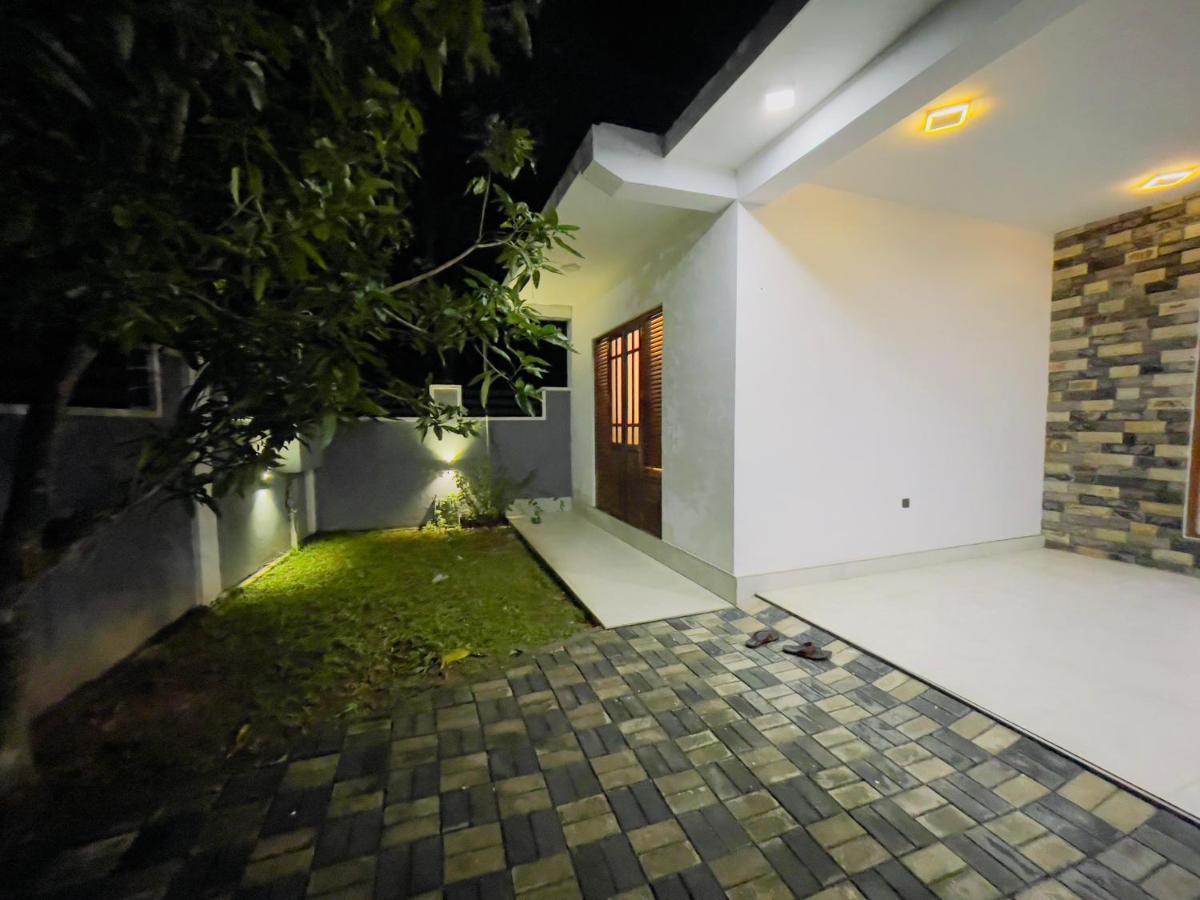 Isuru villa - Ferienwohnung Matara