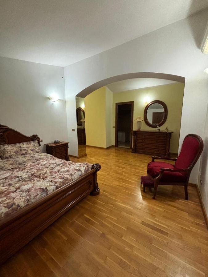 Queen Room with Balcony