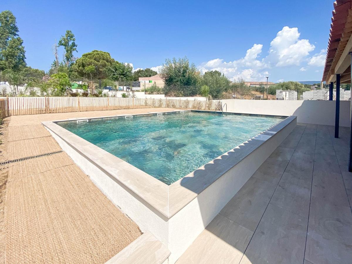 SELECT'soHOME - Résidence Le Poséidon - Piscine & Parking - Appartement pour 4 personnes - POS03 - B&B