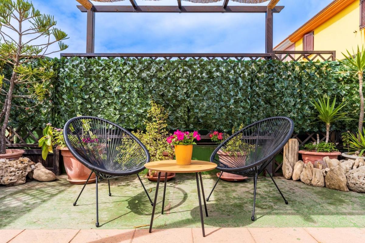 Dalia, gran terraza a 50m de la playa - Chambres d’hôtes Castelsardo