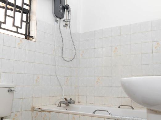 Stylish apartment around Yaya - Bed and Breakfast