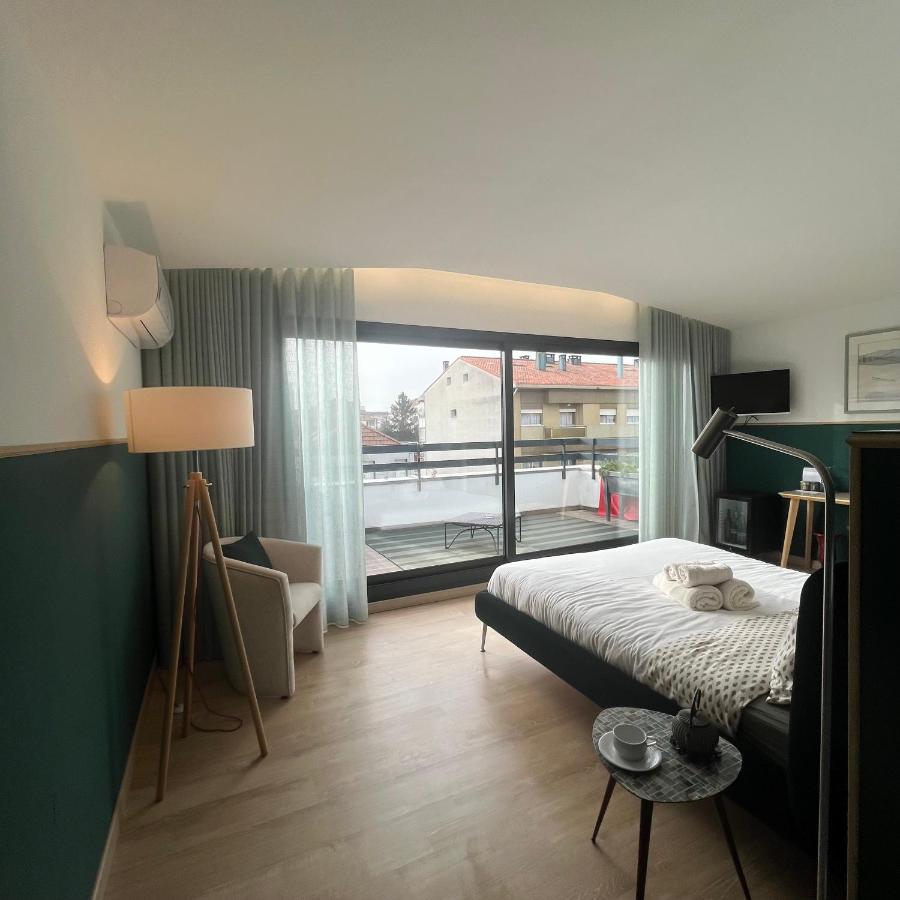 Kamer met Queensize Bed en Balkon