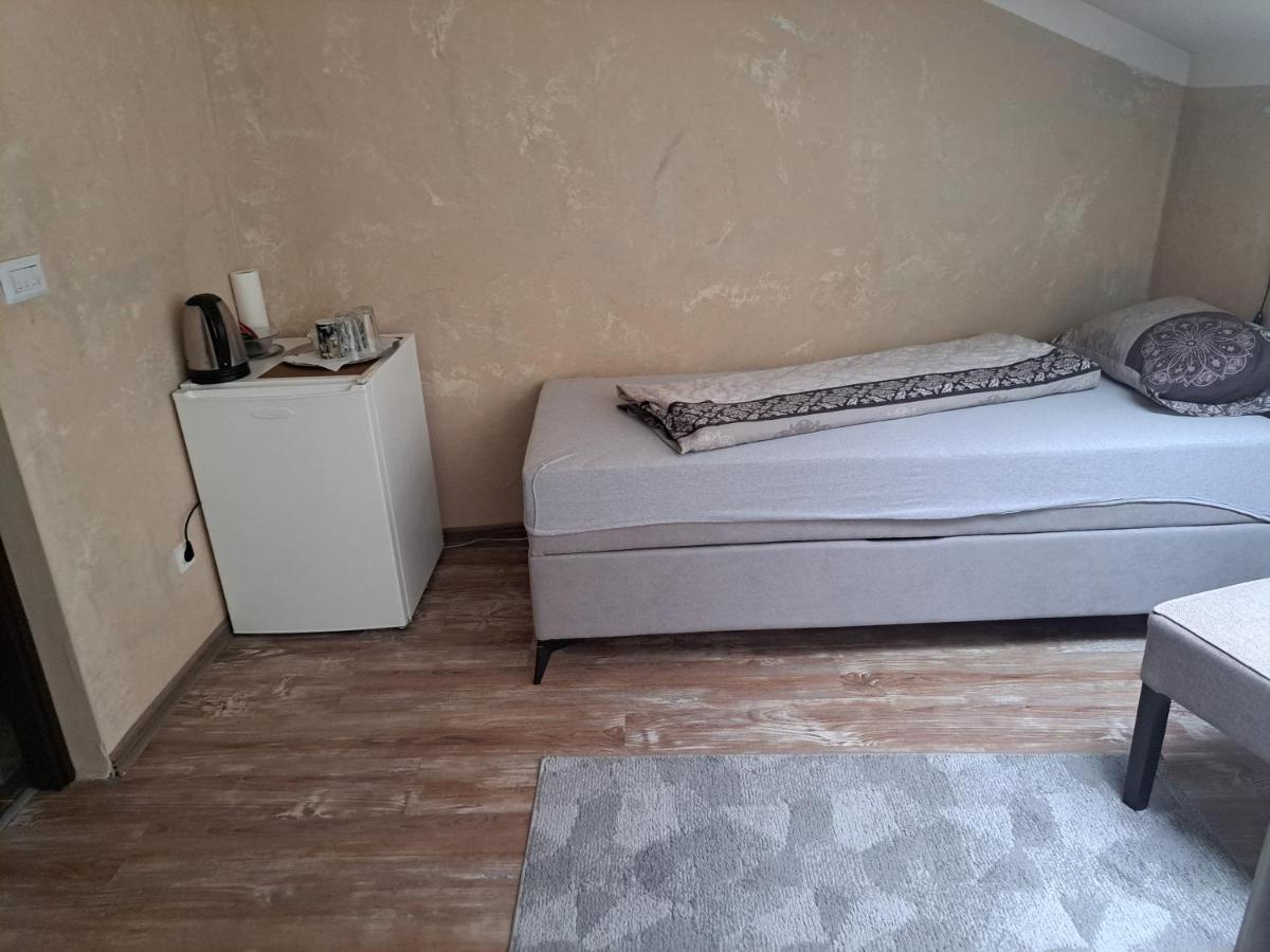 Twin Room with Private Bathroom