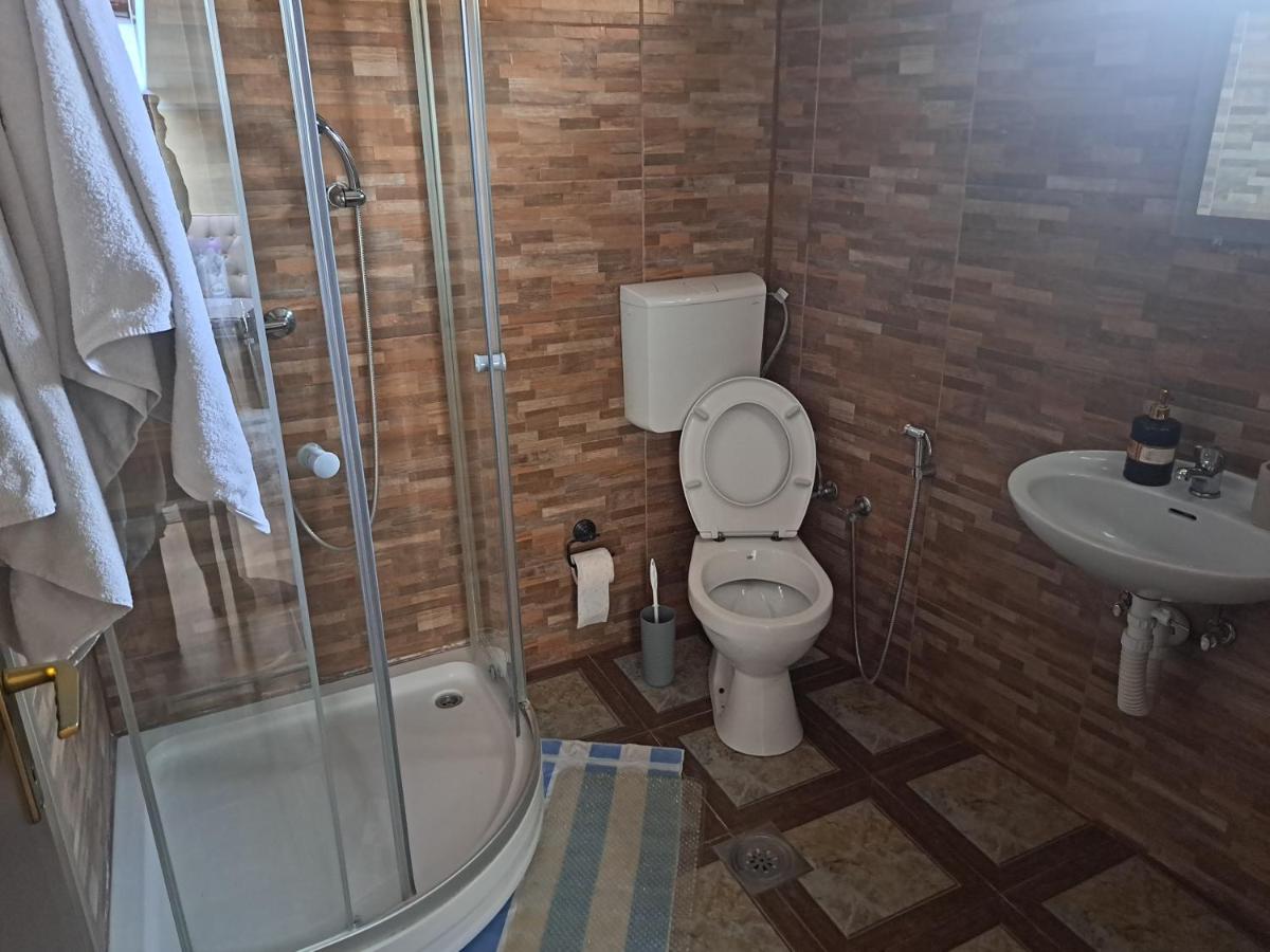 Twin Room with Private Bathroom